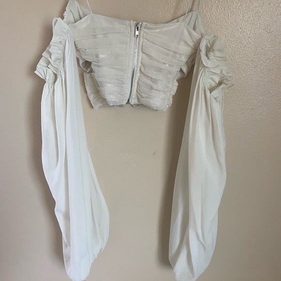 Cute Satin cross crop top - Picture 3 of 3